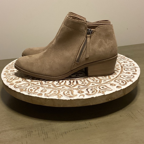 Time and Tru Shoes - Time and Tru Brown Suede Ankle Boots